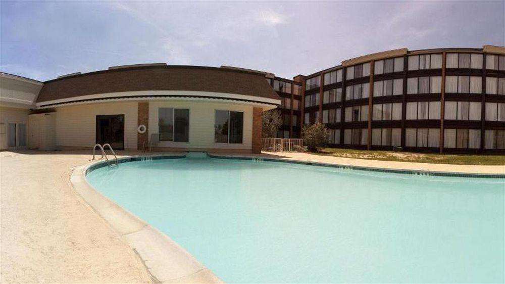 Days Hotel By Wyndham Williamsburg I-64 Ngoại thất bức ảnh