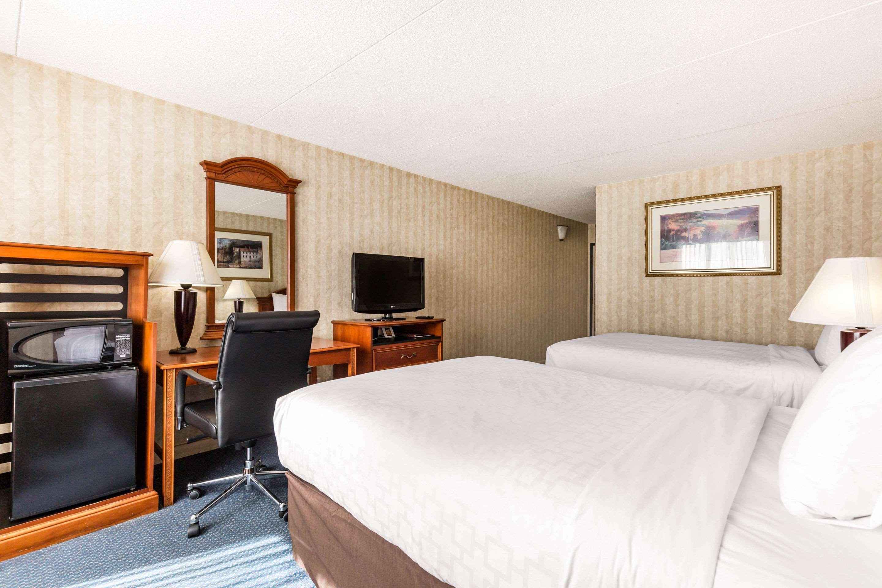 Days Hotel By Wyndham Williamsburg I-64 Ngoại thất bức ảnh